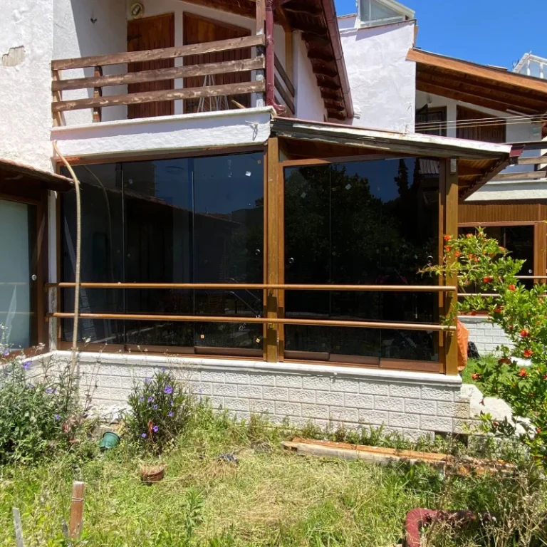 salihleraltı cam balkon