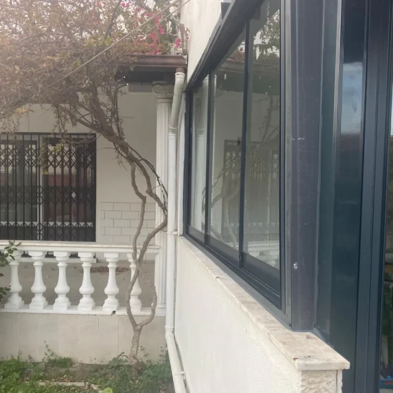 salihleraltı cam balkon